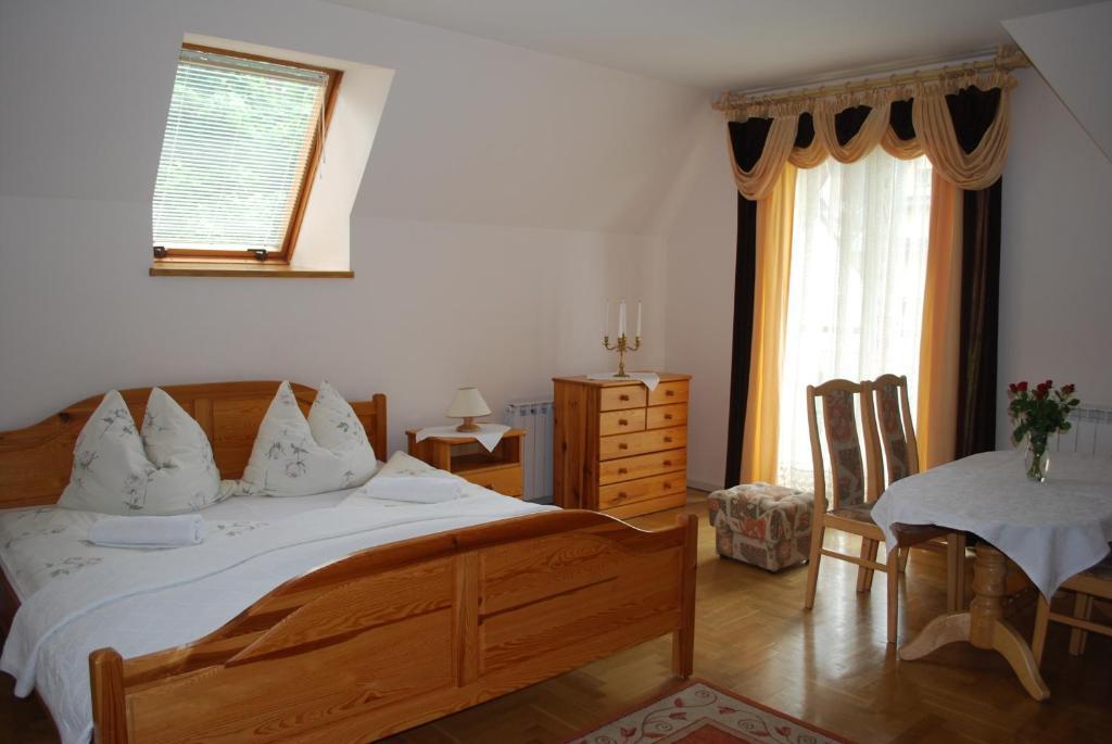 Bialy Dworek Zakopane Room photo